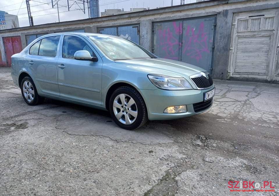 2009' Skoda Octavia photo #1