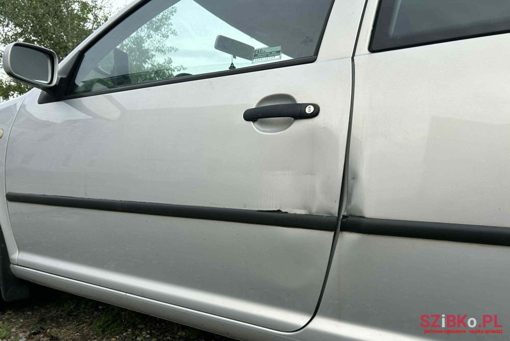 1999' Volkswagen Golf 1.6 Basis photo #5