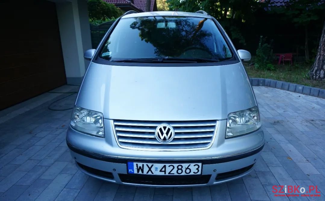 2006' Volkswagen Sharan photo #2
