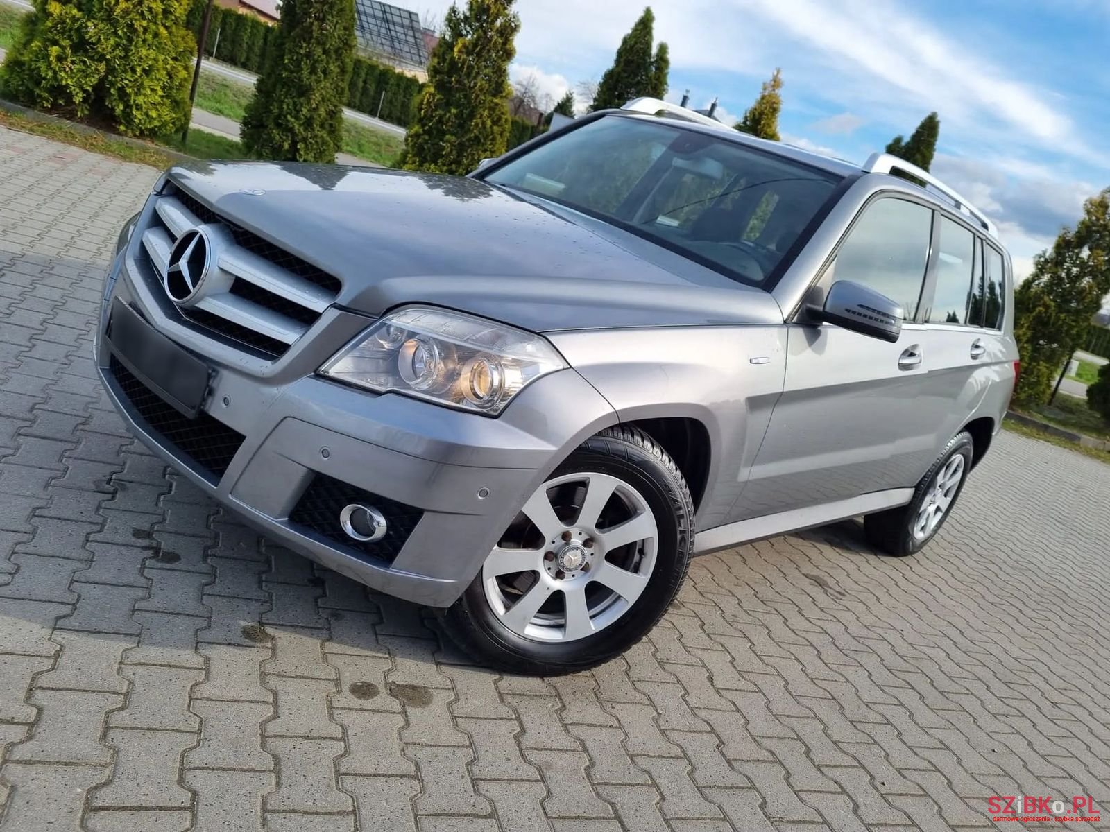 2010' Mercedes-Benz GLK photo #1