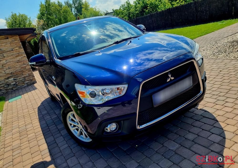 2010' Mitsubishi ASX photo #3