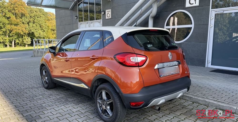 2013' Renault Captur 0.9 Energy Tce Life photo #3