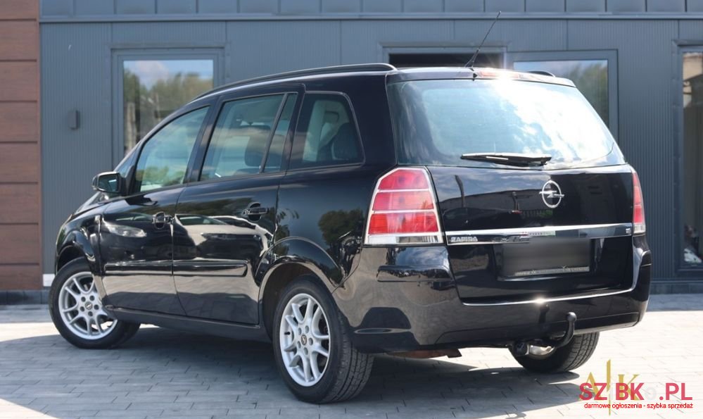 2007' Opel Zafira photo #3