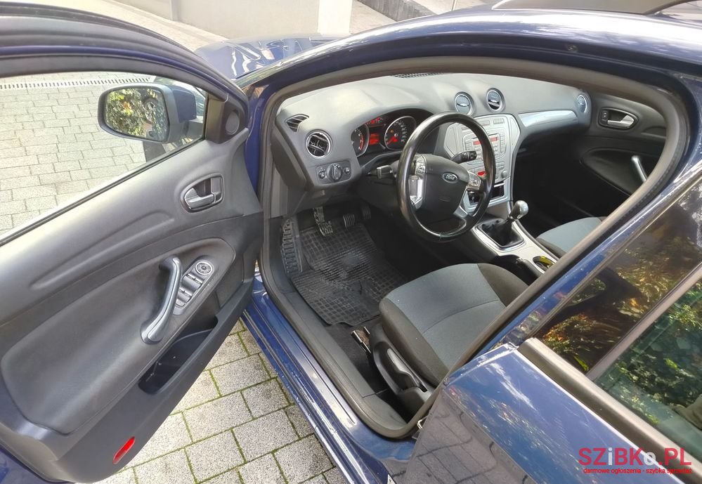 2009' Ford Mondeo photo #5