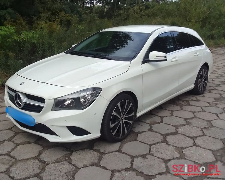 2016' Mercedes-Benz CLA photo #2