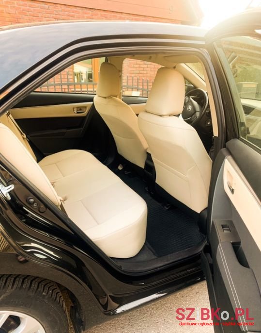 2013' Toyota Corolla photo #6