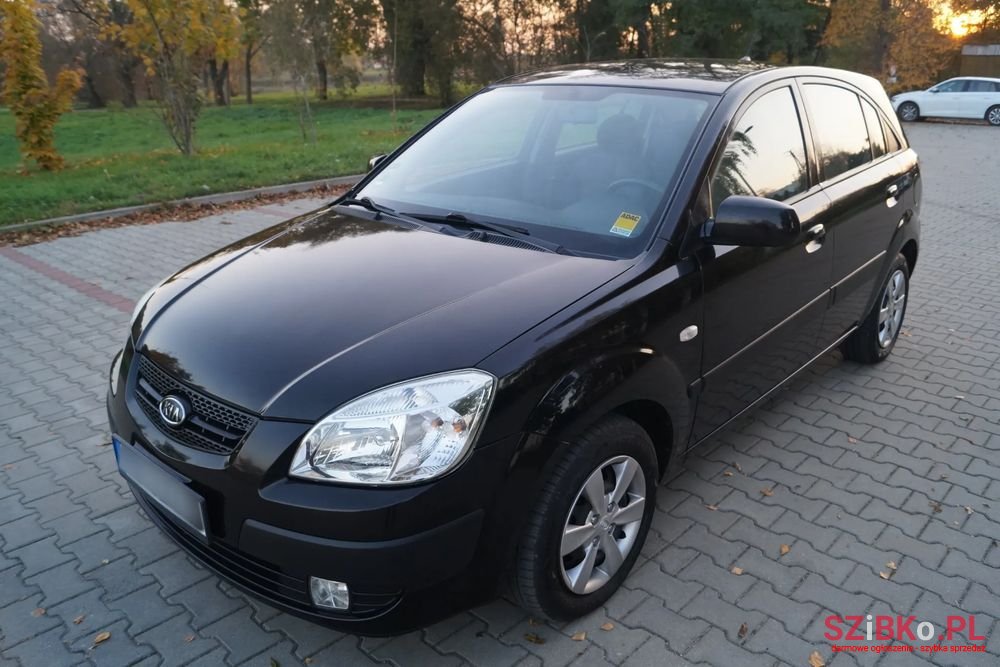 2009' Kia Rio 1.4 Comfort photo #1