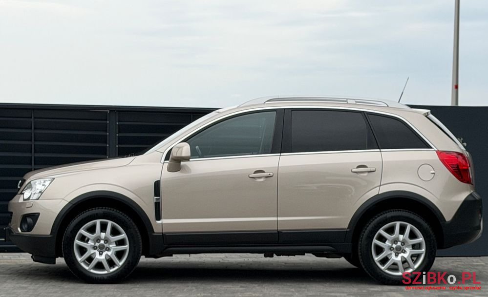 2011' Opel Antara 2.4 Cosmo photo #2
