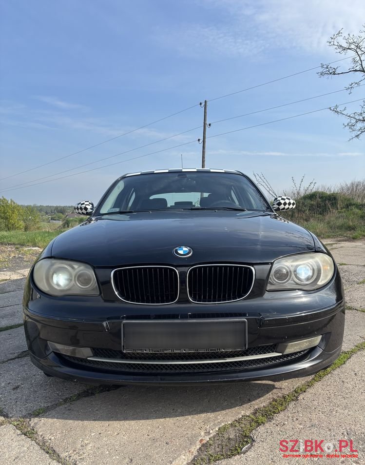 2005' BMW 1 Series 118D photo #3