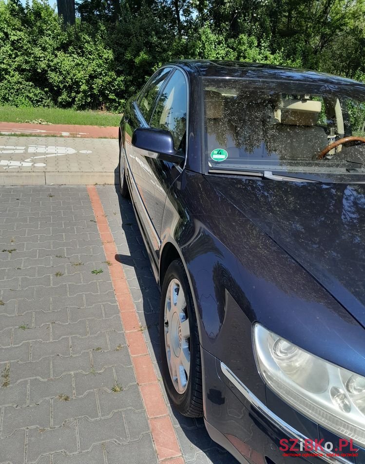 2003' Volkswagen Phaeton photo #2