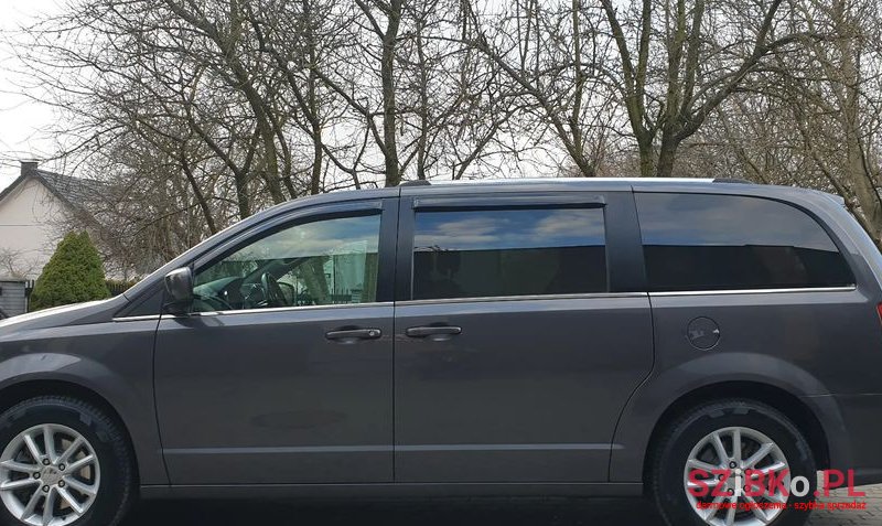 2019' Dodge Grand Caravan photo #4