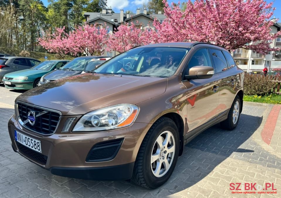 2010' Volvo Xc 60 photo #1