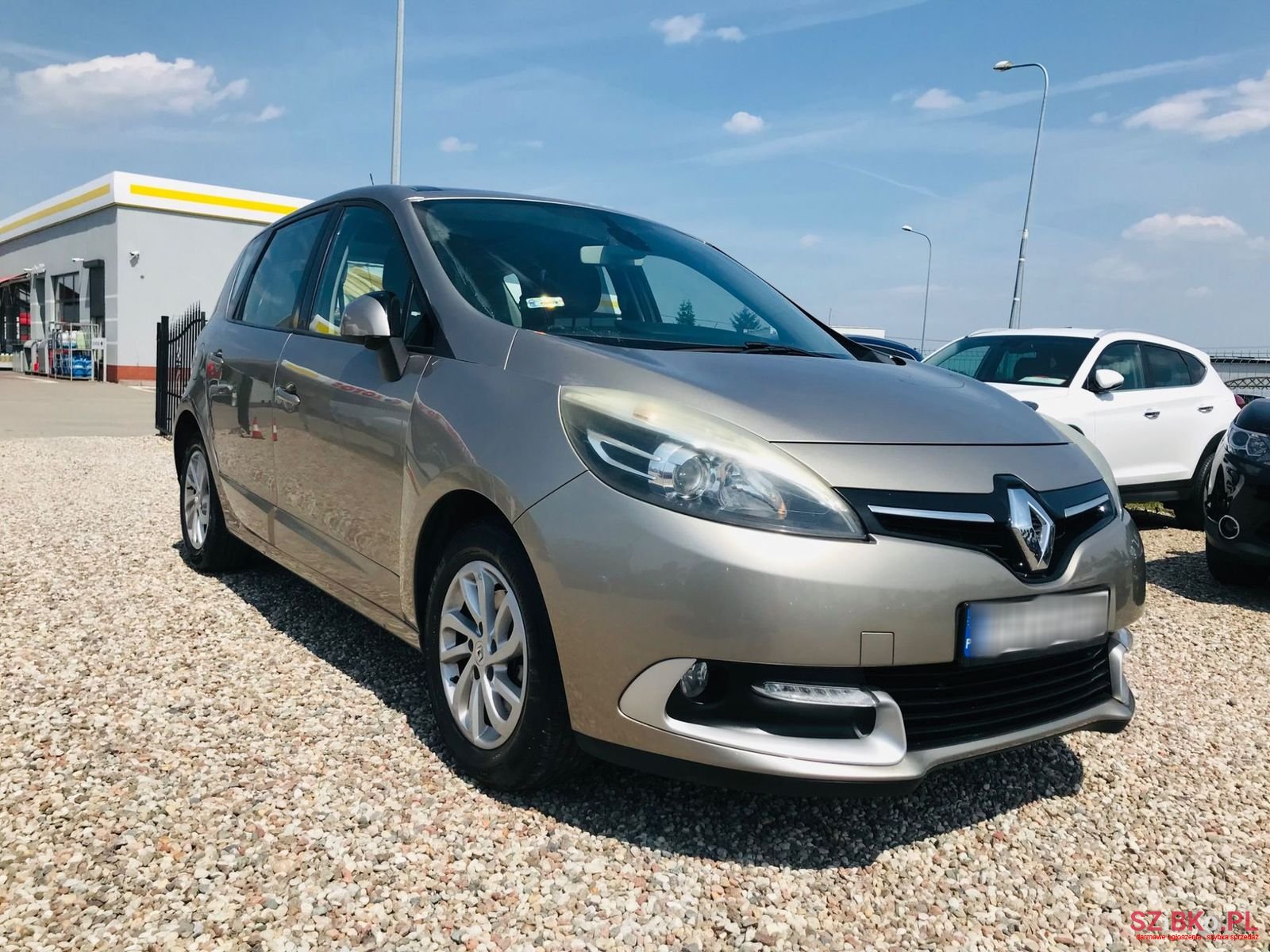 2013' Renault Scenic photo #1