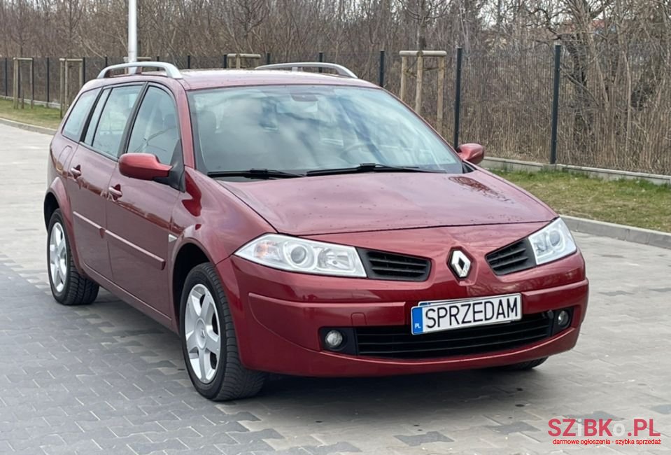 2007' Renault Megane photo #1