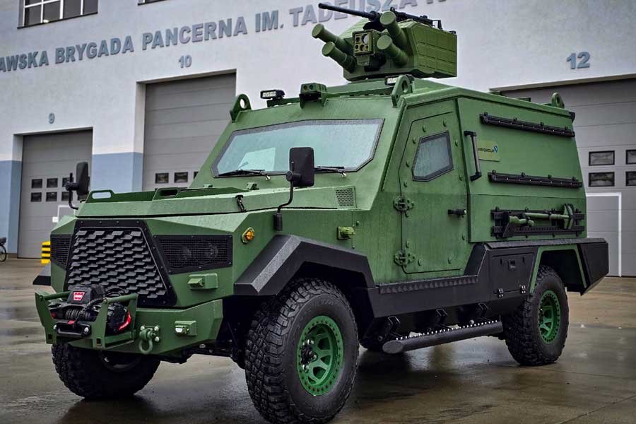 У Польщі розробили безпілотні автомобілі-трансформери для військових