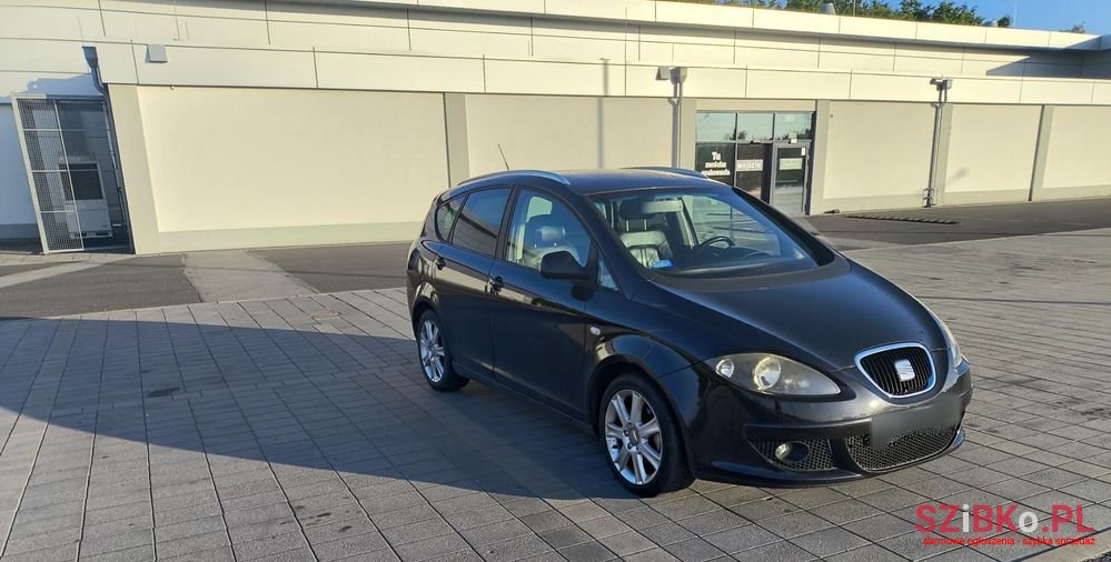 2007' SEAT Altea XL photo #2