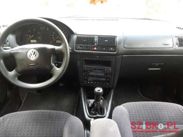 1998' Volkswagen Golf photo #3