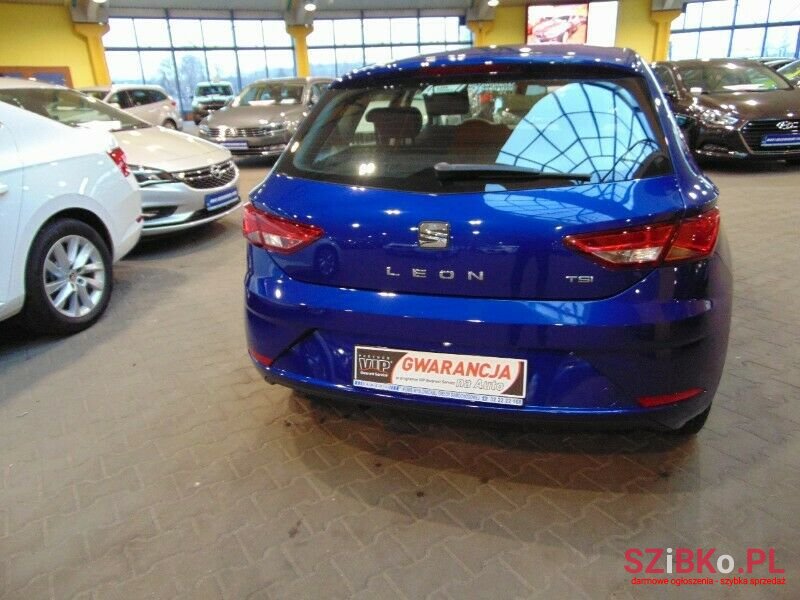 2017' SEAT Leon photo #2