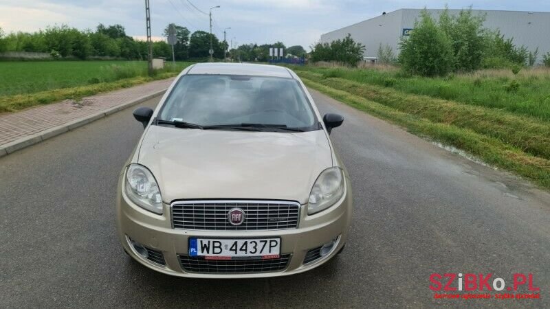 2008' Fiat Linea photo #1