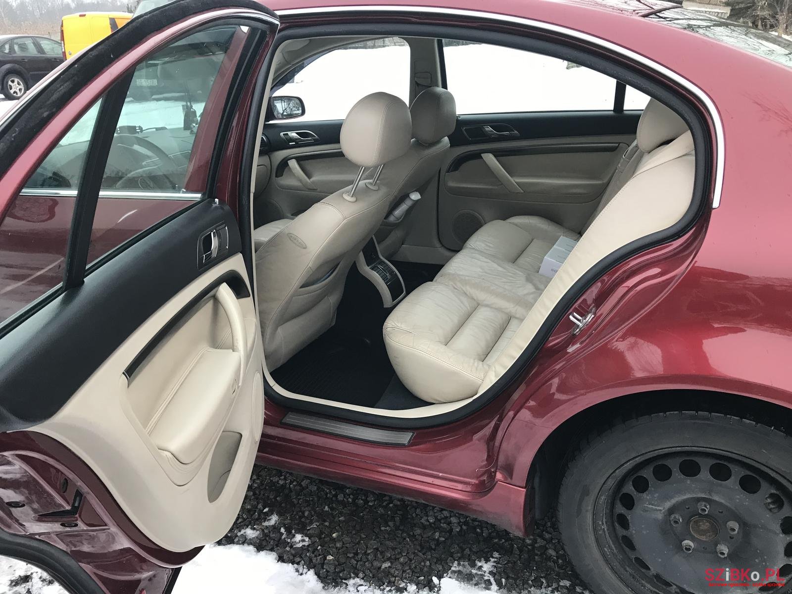 2004' Skoda Superb Седан photo #5