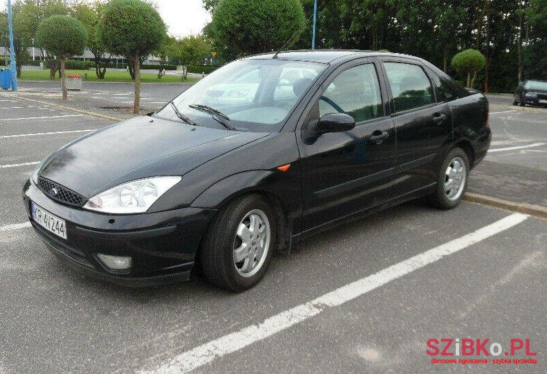 2002' Ford Focus photo #1