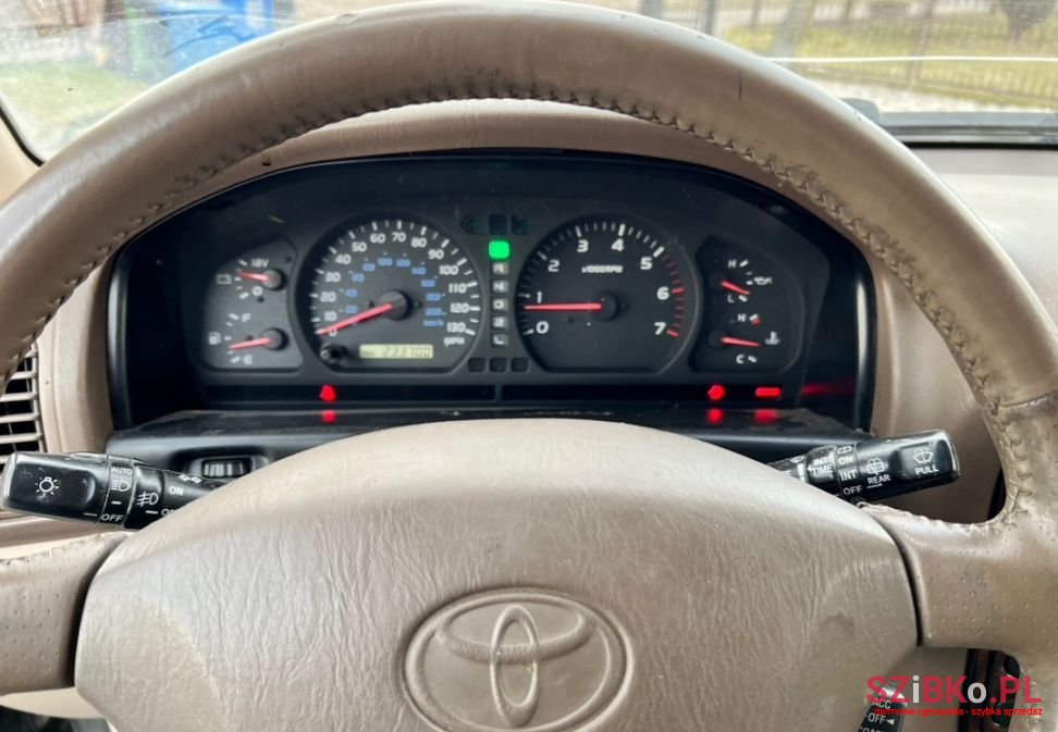 1998' Toyota Land Cruiser photo #5