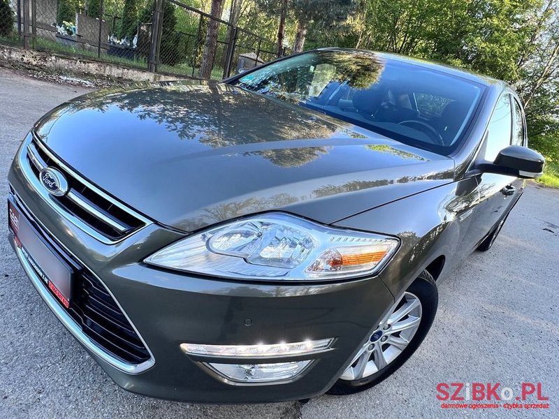 2012' Ford Mondeo photo #4