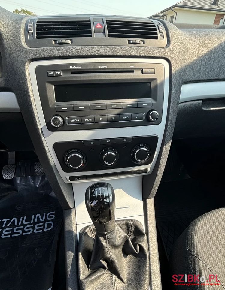 2009' Skoda Octavia photo #3