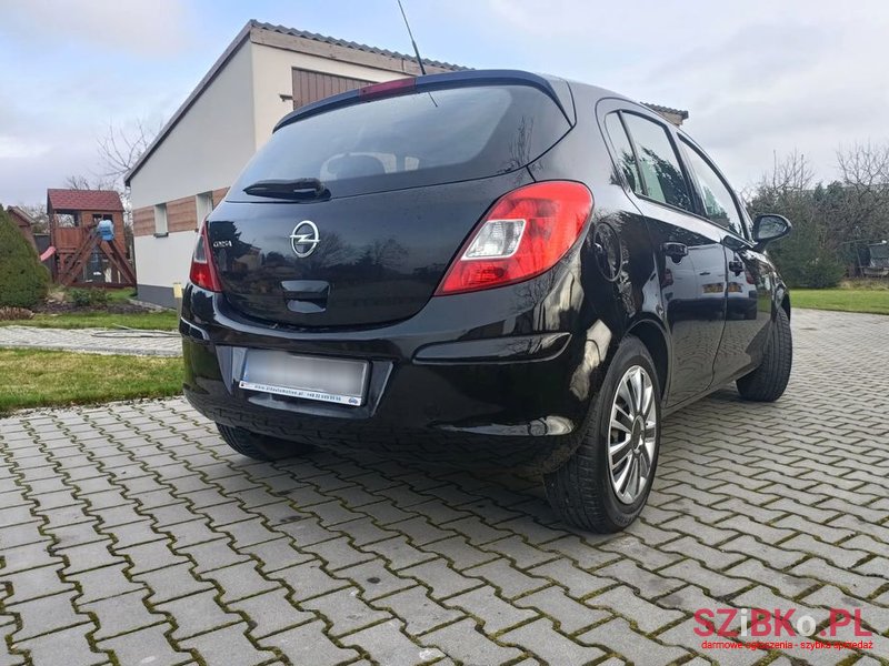 2011' Opel Corsa 1.2 16V Enjoy photo #3