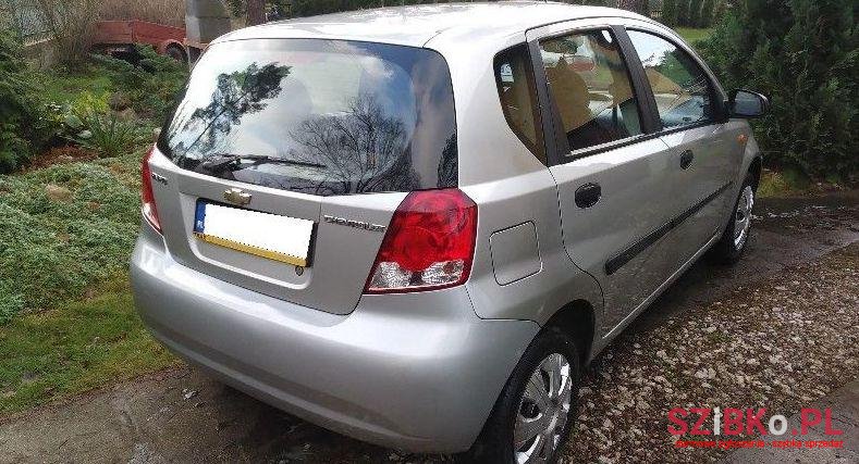 2004' Chevrolet Aveo photo #2