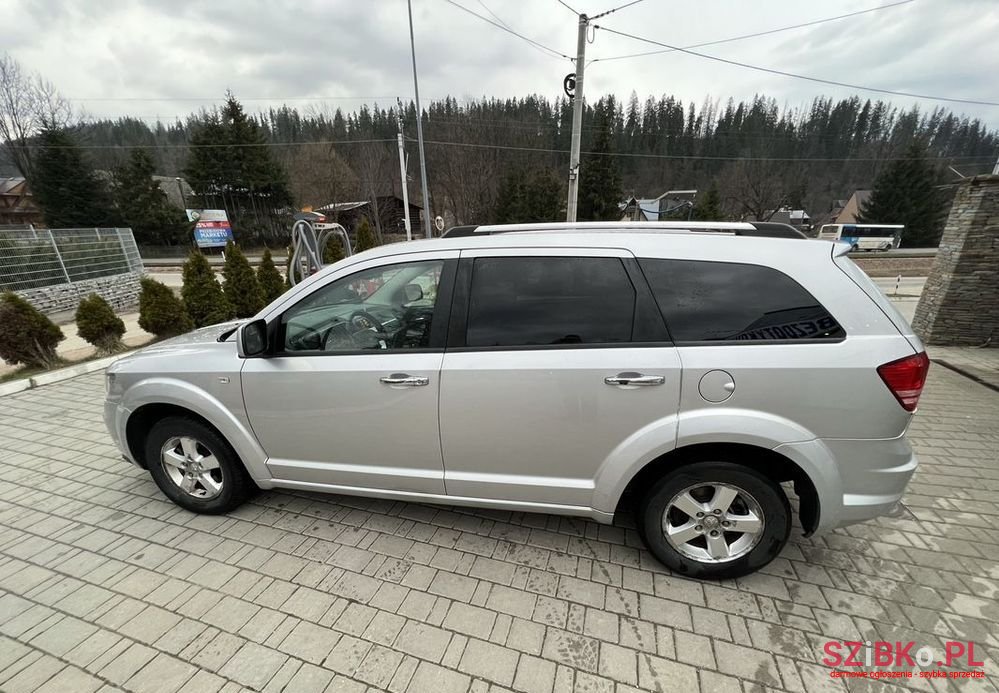 2010' Dodge Journey 2.0 Crd R/T photo #3
