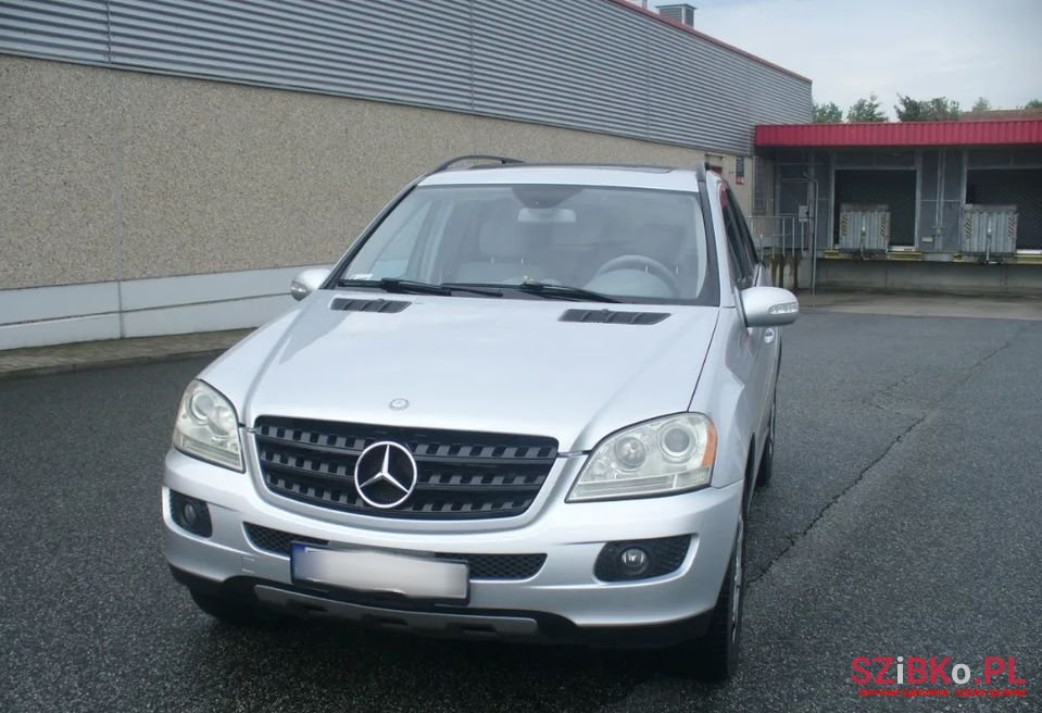 2008' Mercedes-Benz Ml photo #1
