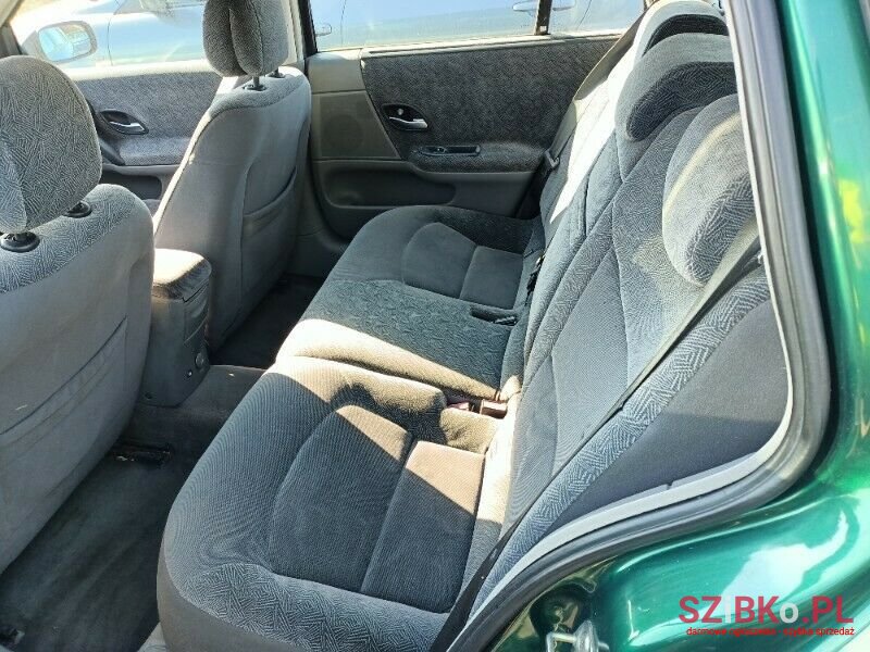 2001' Renault Laguna photo #6