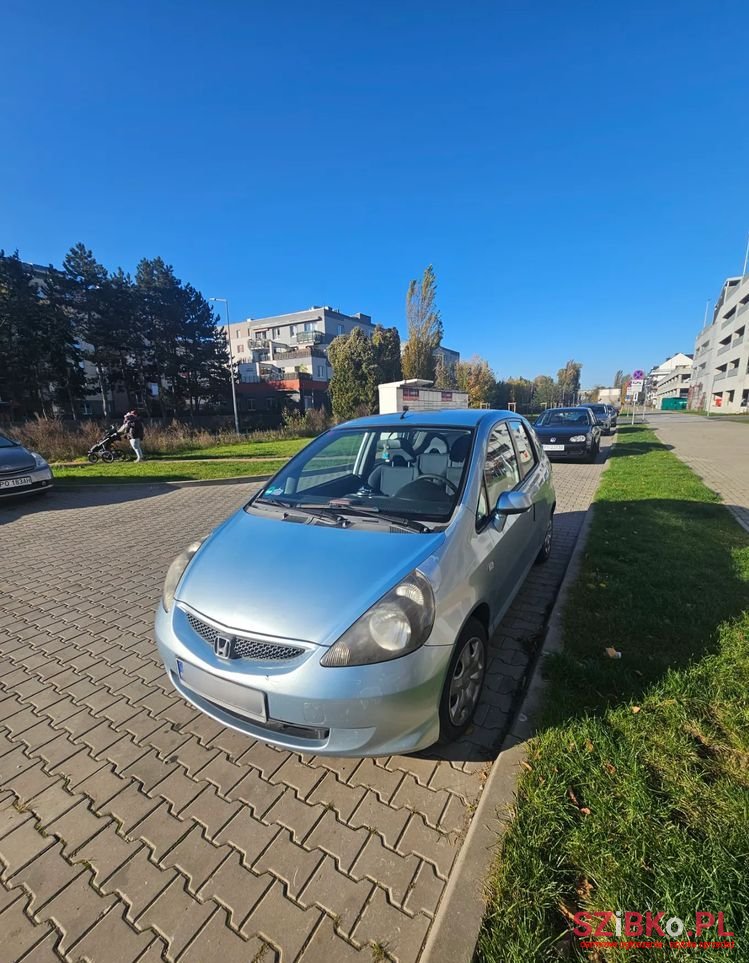 2005' Honda Jazz 1.2 Ls photo #2