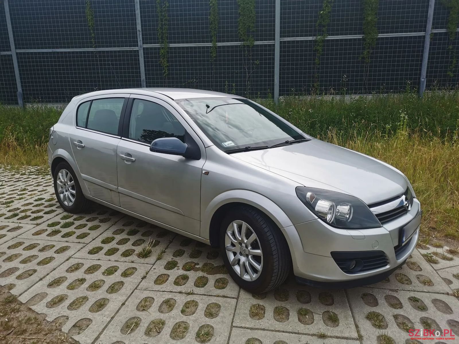 2005' Opel Astra photo #5