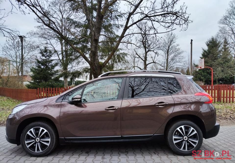 2013' Peugeot 2008 photo #3