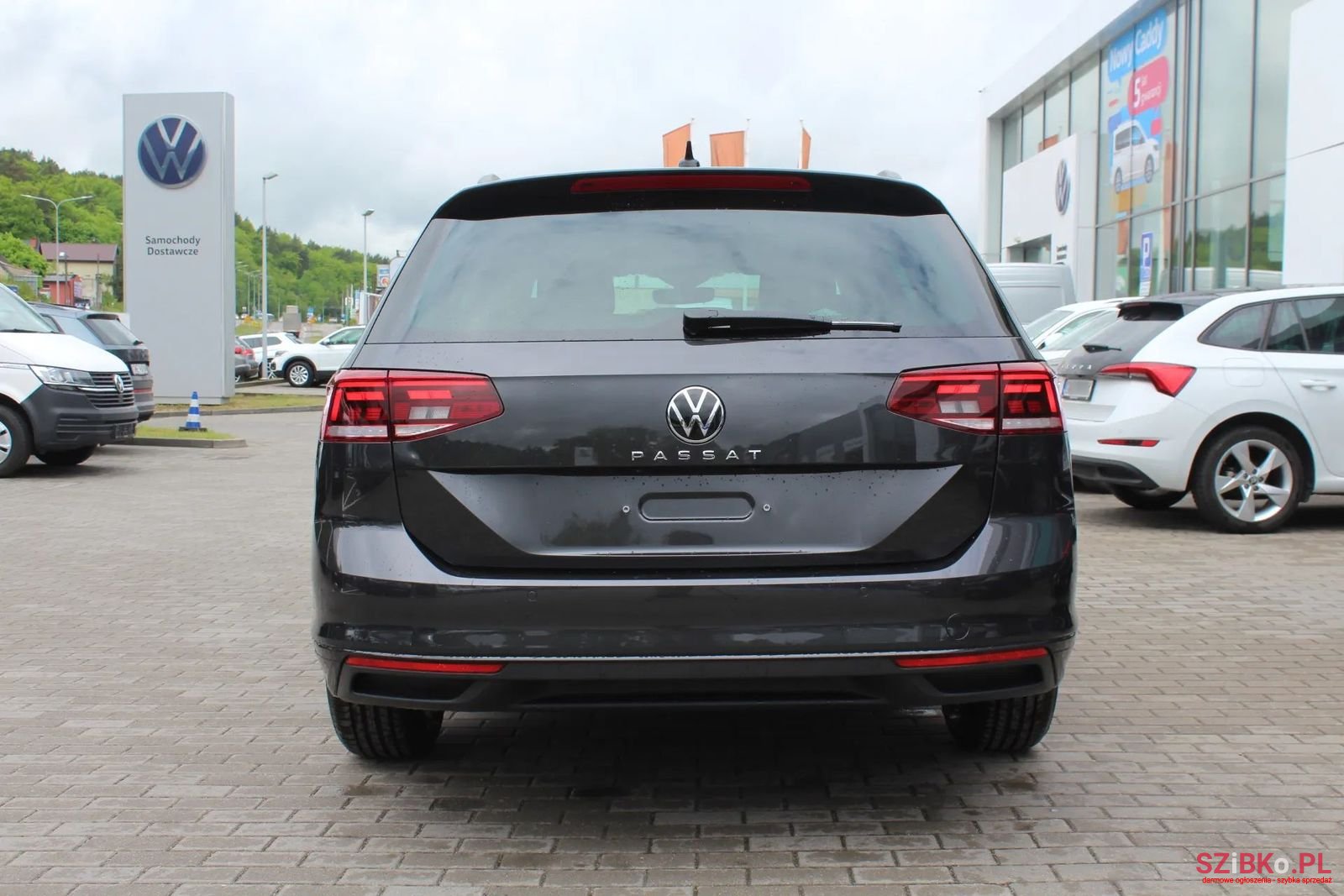 2023' Volkswagen Passat photo #3