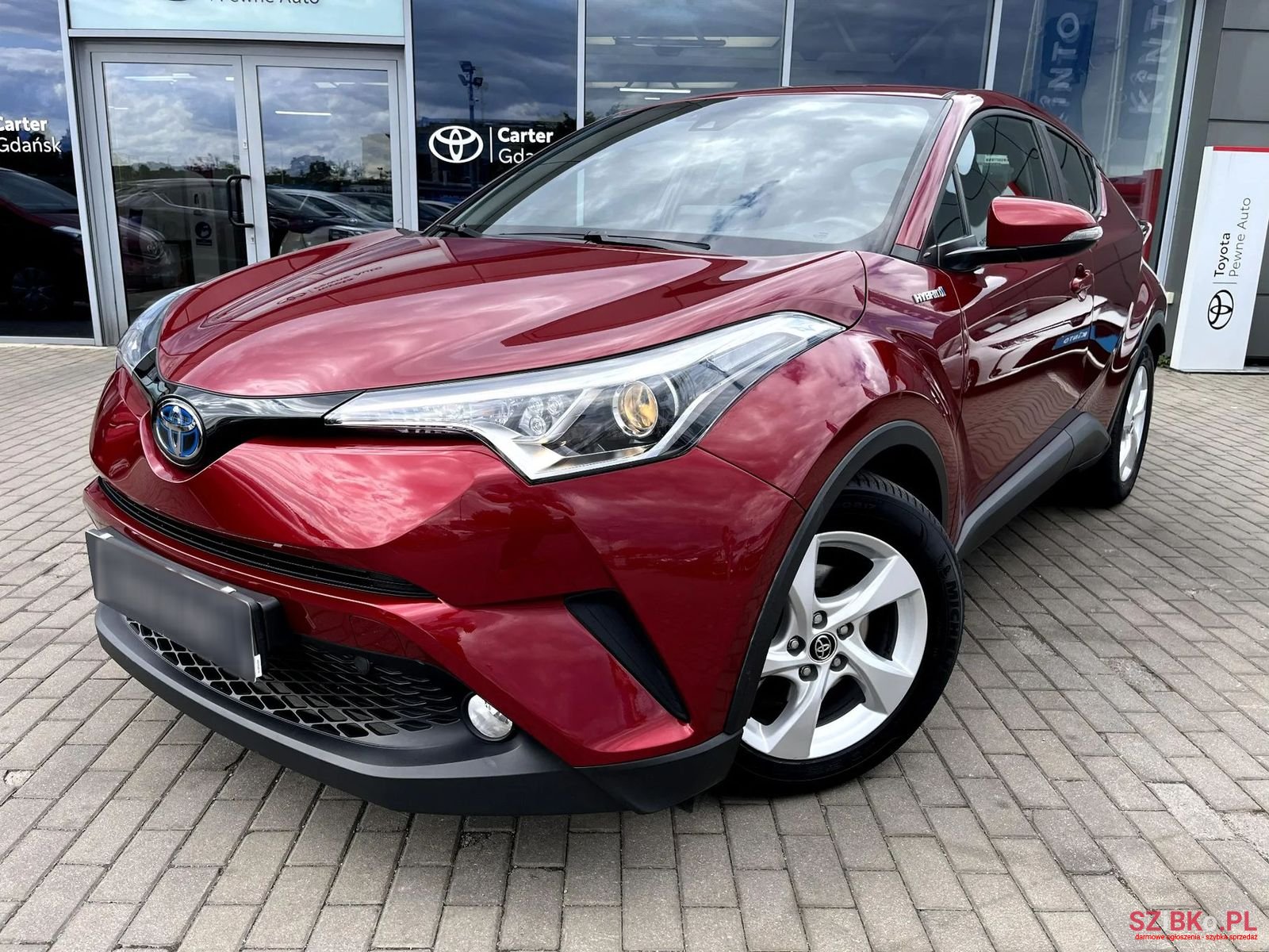 2019' Toyota C-HR photo #3