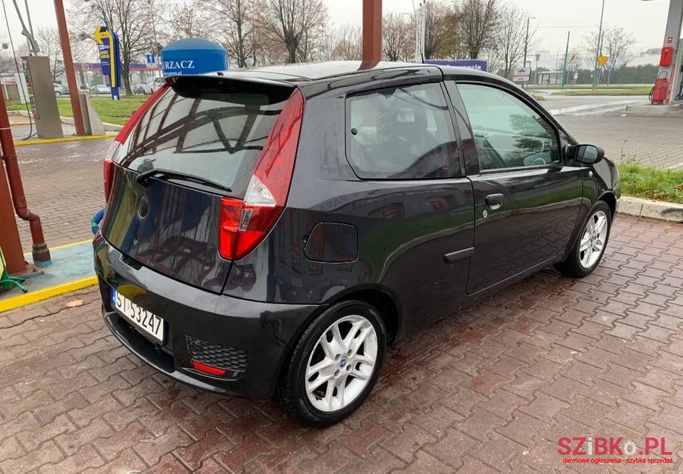 2004' Fiat Punto photo #3
