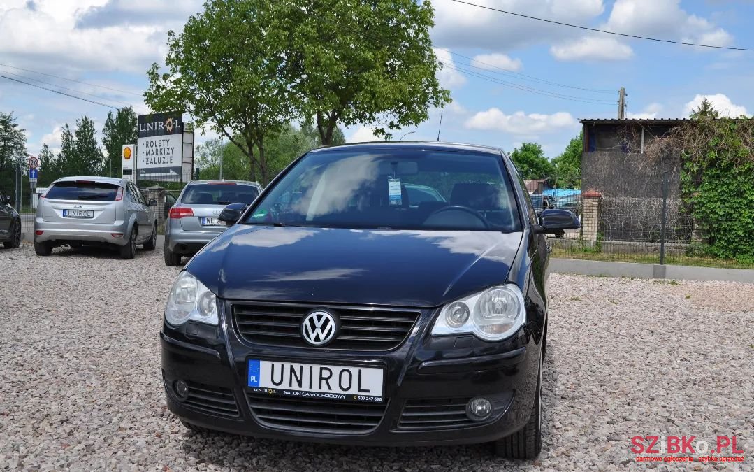 2008' Volkswagen Polo photo #2