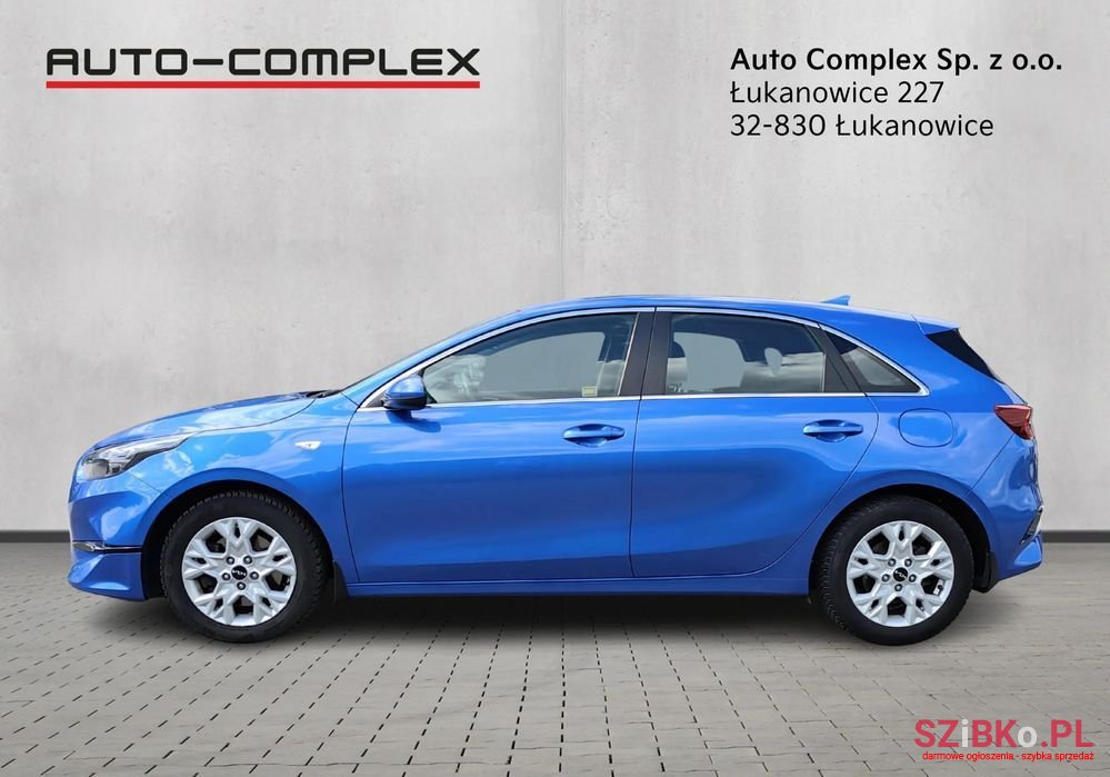 2023' Kia Ceed 1.5 T-Gdi M photo #2