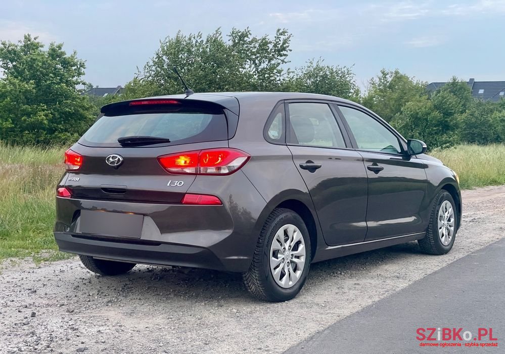 2017' Hyundai i30 1.4 Classic + photo #2