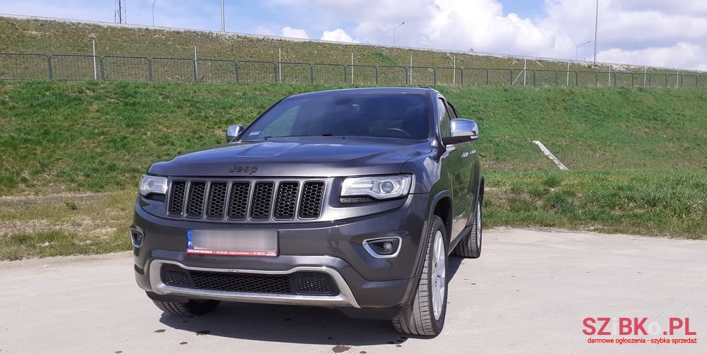 2017' Jeep Grand Cherokee photo #1