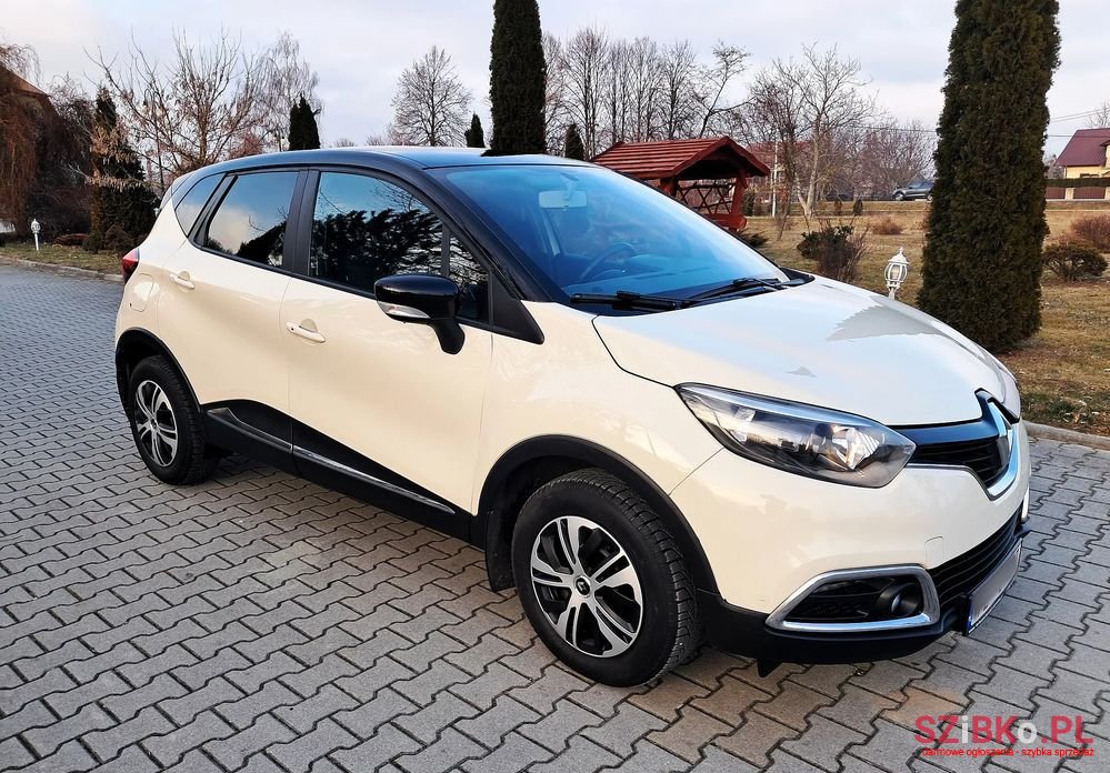 2015' Renault Captur photo #1
