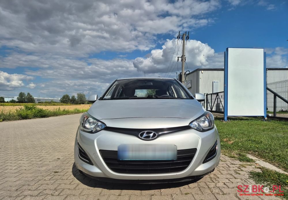 2014' Hyundai i20 1.2 Bluedrive Go photo #4