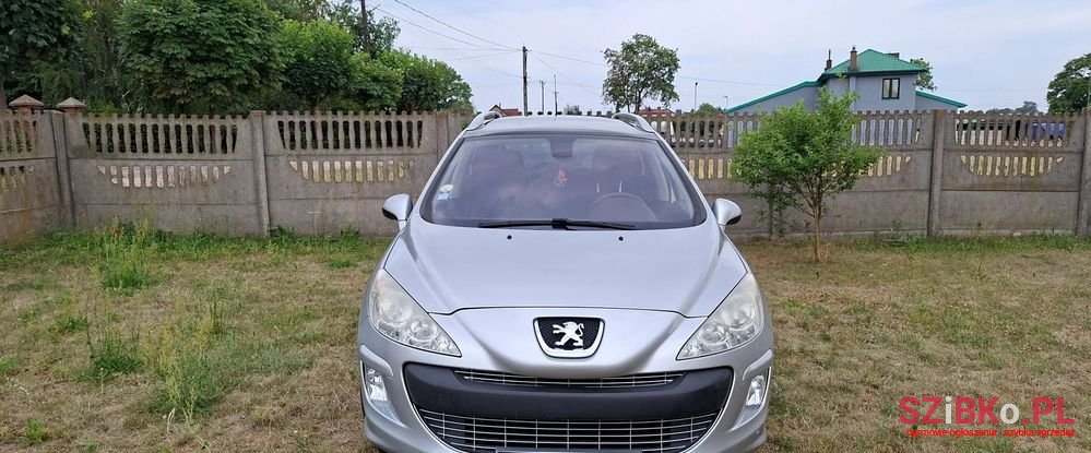 2011' Peugeot 308 1.6 Hdi Premium photo #2