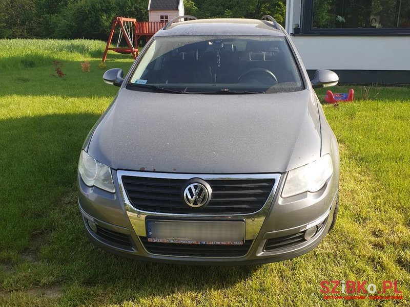 2007' Volkswagen Passat photo #5