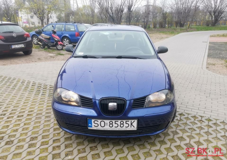 2004' SEAT Ibiza photo #2