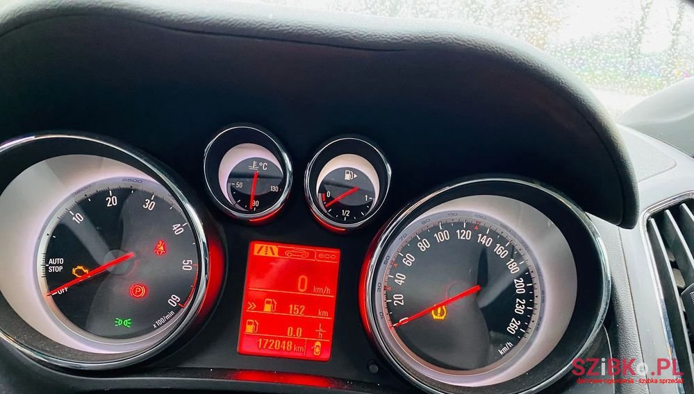 2016' Opel Zafira 2.0 Cdti Cosmo S&S photo #2