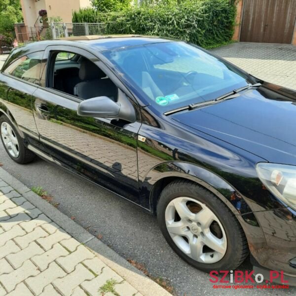 2008' Opel Astra photo #5